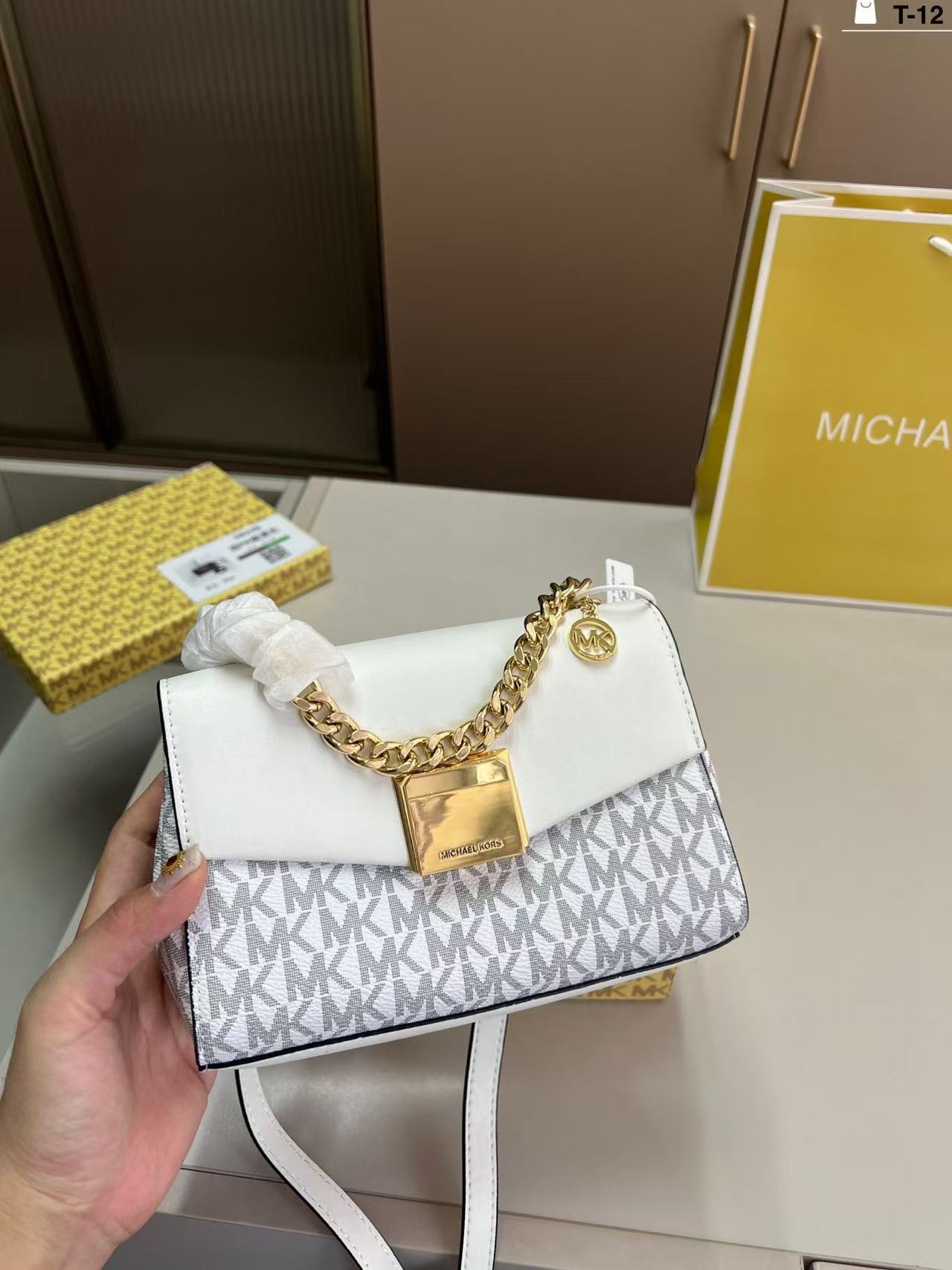 Gloednieuwe Michael Kors luxe  - Travel Accessories Luxury Brands recensie en prijs