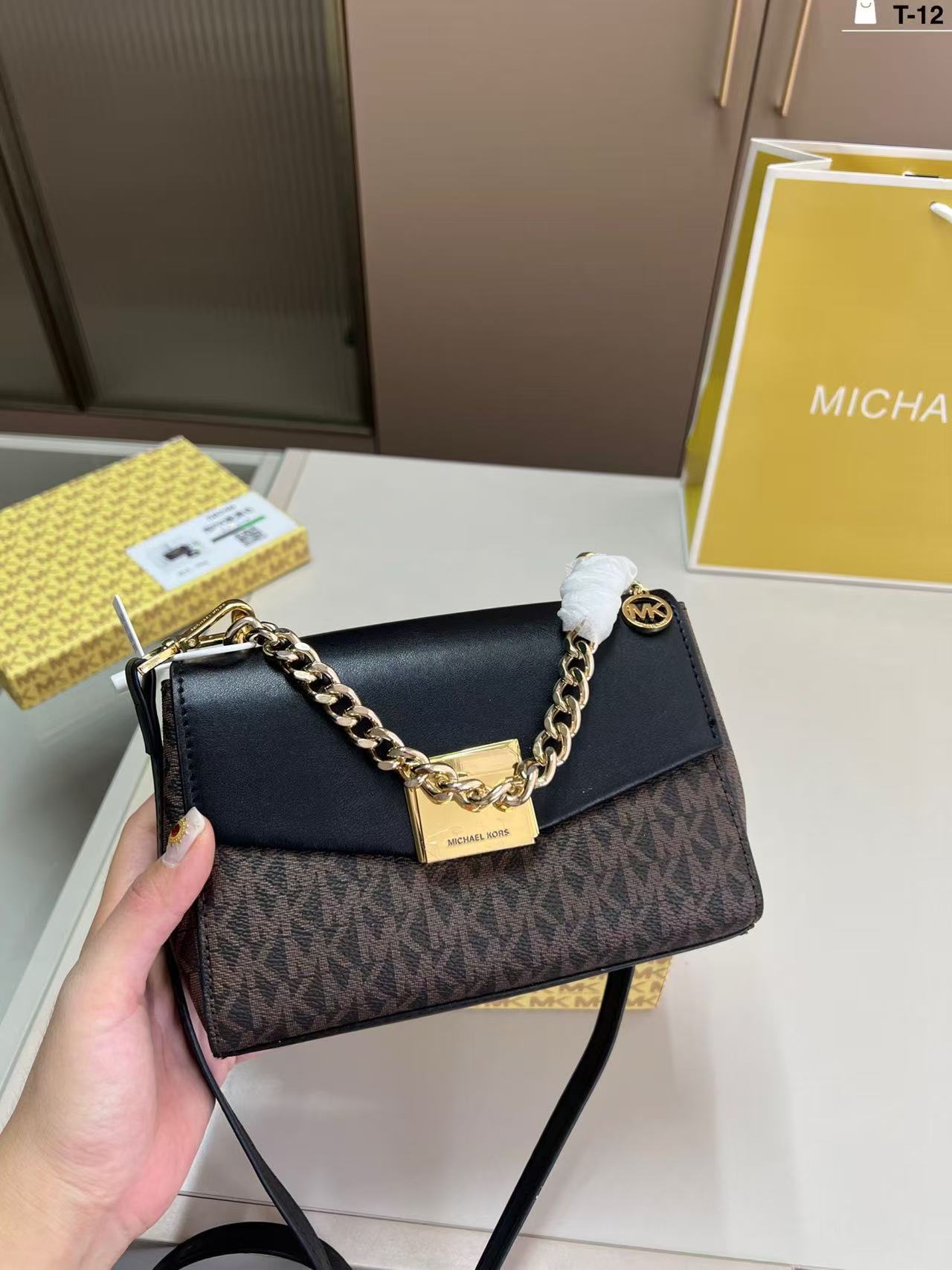 Gloednieuwe Michael Kors luxe  - Travel Accessories Luxury Brands recensie en prijs